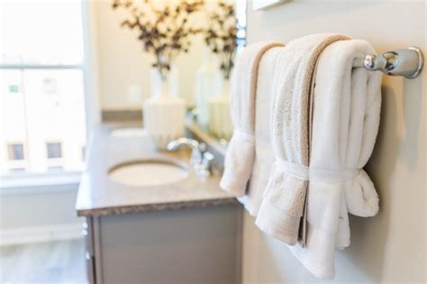 How To Display Bathroom Towels On A Towel Bar Semis Online