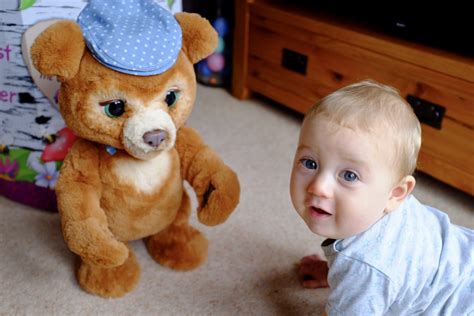 Cubby the Curious Bear REVIEW By FurReal - Real-life Interactive Bear