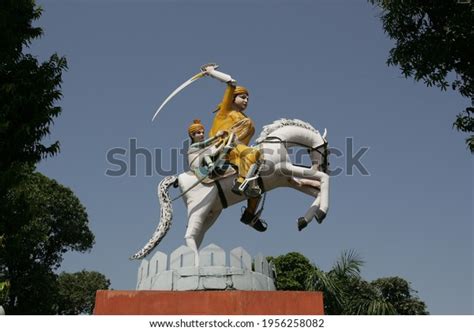 25 Jhansi Queen Image Stock Photos Images And Photography Shutterstock