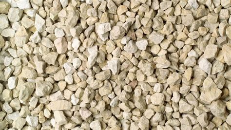Cotswold Chippings 20mm Bag Earnshaws Fencing Centres