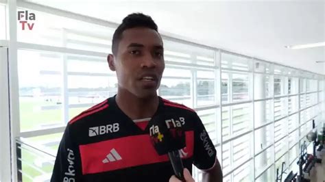 Em Primeiro Dia Como Jogador Do Flamengo Alex Sandro Se Mostra