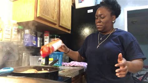 Stewed Chicken Smothered Cubed Steaks Mashed Potato’s And Greens Youtube