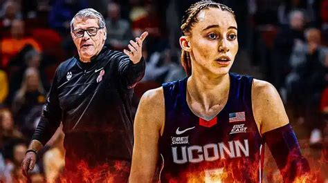 UConn Women S Basketball Paige Bueckers Connects On Insane No Look