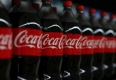 Chuyện chưa kể Coca Cola từng tạo ra máy bán coca tự động trong quá