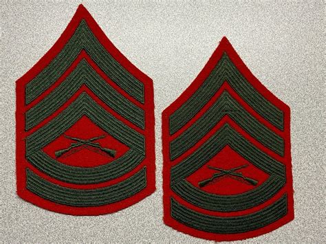 Circa 1959 1992 Usmc Gunnery Sergeant Chevrons Green On Red Felt