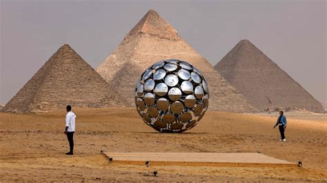 See Egypts Pyramids Of Giza From A New Creative Perspective