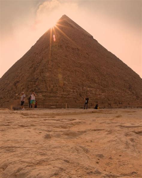 5 Fun Facts About The Pyramids Of Giza [video] Ancient Egypt