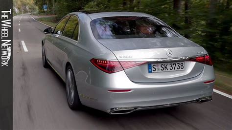 Mercedes Benz S Matic High Tech Silver Metallic Driving