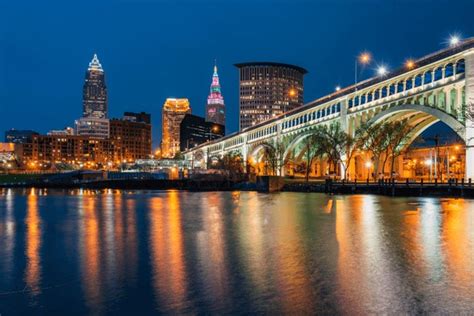 546 Cleveland Skyline At Night Royalty-Free Photos and Stock Images | Shutterstock