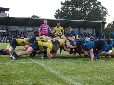 Timisoara Saracens Joaca Cu Trofeul Pe Masa Meciul Cu Trupa Zimbrilor