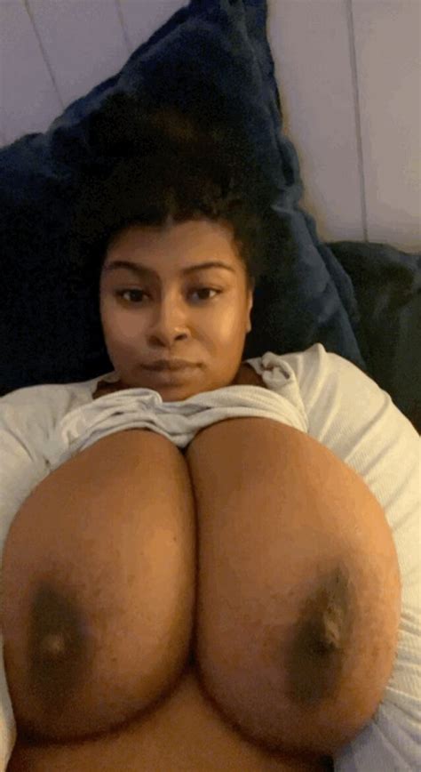 Who Is This Big Busty Black Babe With Massive Tits 1722155 NameThatPorn