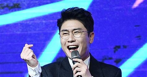 영탁 아이돌차트 11월 기부스타 1위