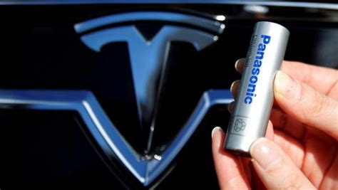 Tesla Signs Three Year Pricing And Purchase Volume Deal With Battery