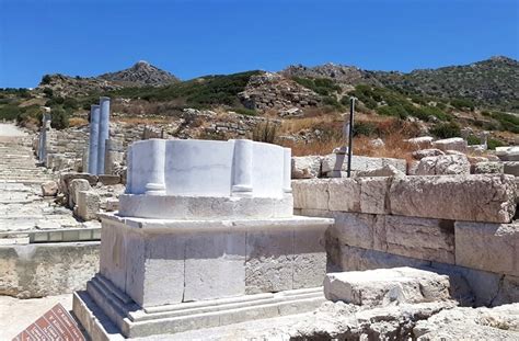 Knidos Antik Kenti Knidos Gezi Rehberi Yapıları