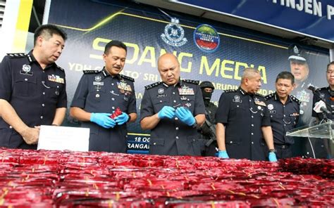 Polis Rampas Dadah Rm Juta Tahan Lelaki Fmt