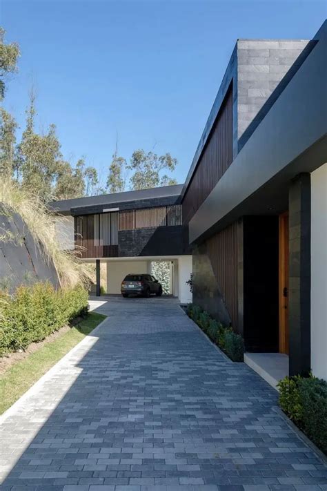 Vertigo House Quito Ecuador Property E Architect