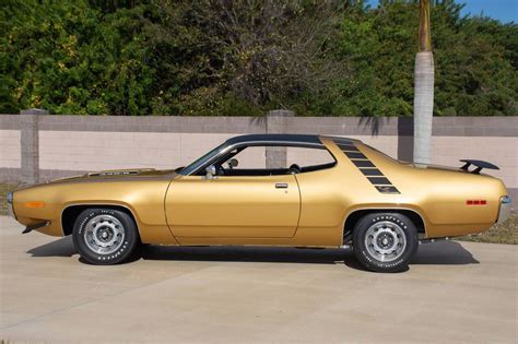 1971 Plymouth Road Runner Bahama Yellow Fabricante Plymouth