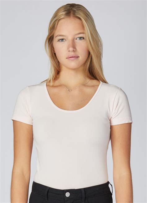 Bamboo S S Scoop Neck Top Buy Cest Moi Usa