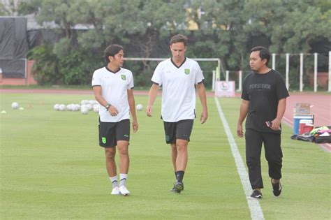 Inilah Alasan Paul Munster Terima Pinangan Persebaya