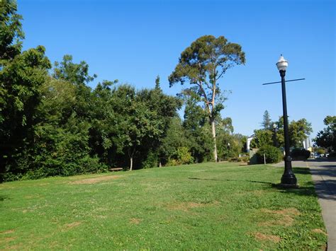 Facilities • West Plaza Park