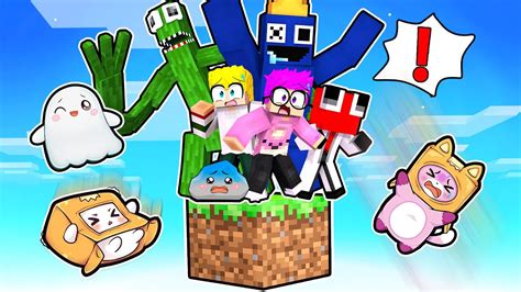 LANKYBOX Has 10 FRIENDS On ONE BLOCK In MINECRAFT RAINBOW FRIENDS