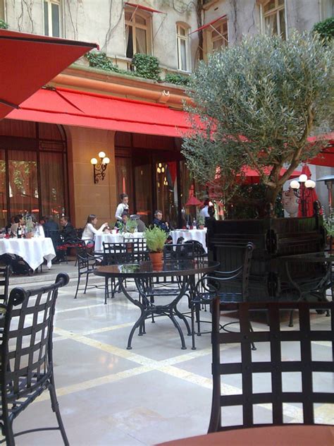 La Cour Jardin Restaurant Paris Me Plaza Ath N E H Tel Paris Me