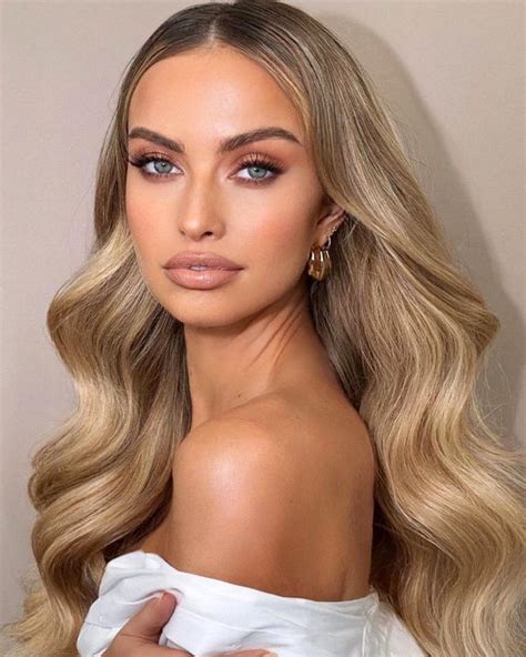 40 Glam Hairstyles For Any Formal Event In 2021 The Glam Hair Guide