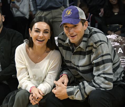 Ashton Kutcher Looked Awkward With Reese Witherspoon To Avoid 'Affair