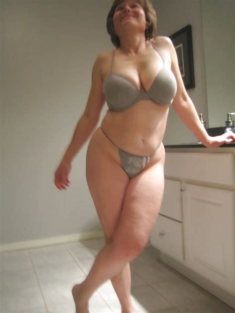 MarieRocks Gray Thong And Racerback Bra Nude Pics XHamster