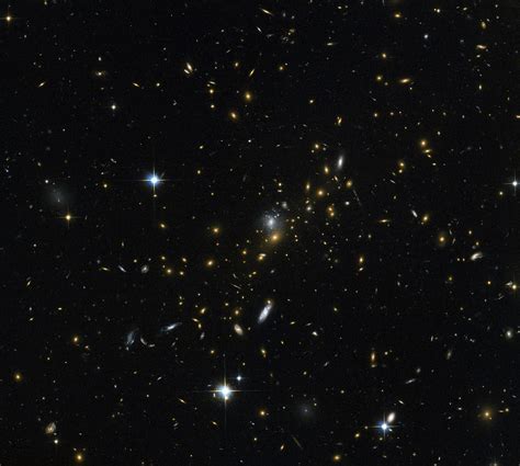 Hubble Magnifying The Distant Universe Galaxy Clusters Ar Flickr