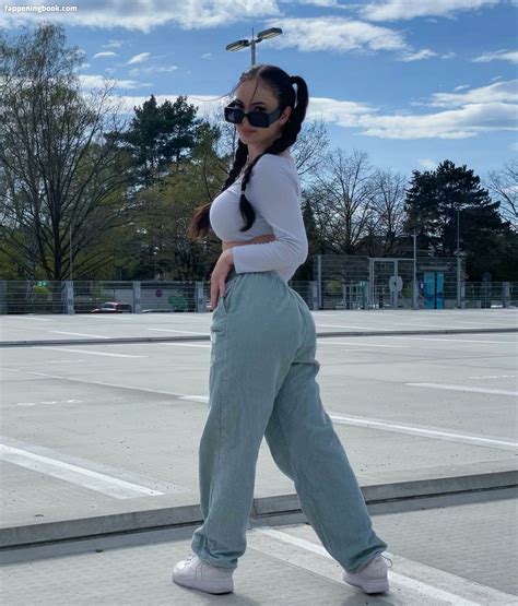 Elisa Aline Elisa Aline Nude Onlyfans Leaks The Fappening Photo