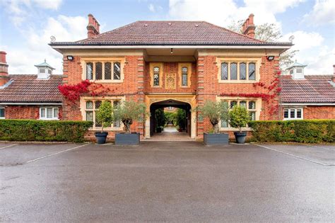Windsor Forest Court Mill Ride Ascot Berkshire Sl5 8lt Property