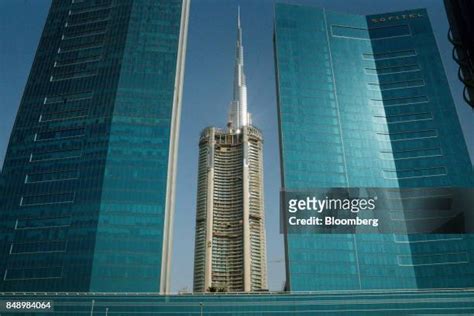 Emaar Logo Photos And Premium High Res Pictures Getty Images