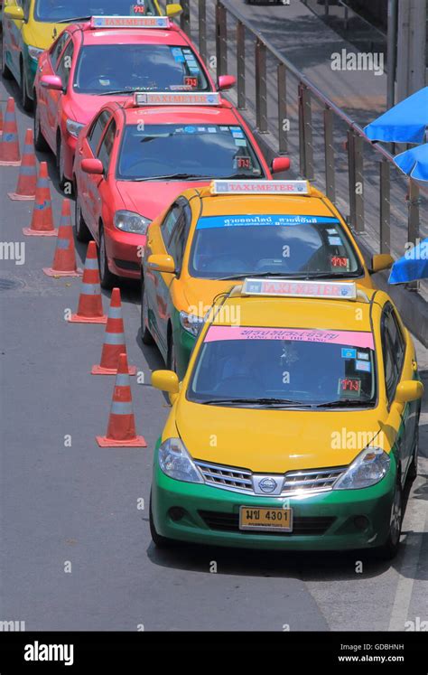 Colourful Taxis Hi Res Stock Photography And Images Alamy