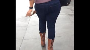 Sexy Redbone With Boyfriend And Bigass Walking In Tight Jeans XVIDEOS