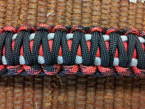 King Cobra Paracord With Red Camo Black And Gray Red Camo King Cobra