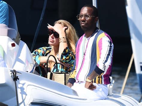 Adele Rayonnante Avec Son Compagnon Rich Paul Pour C L Brer Les Ans