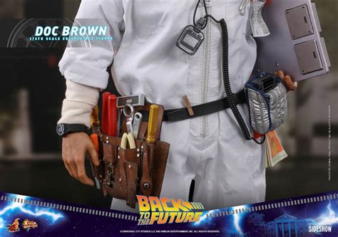 Doc Brown Hot Toys MMS609 1 6 Scale Figure