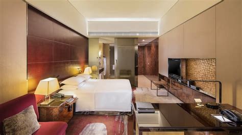 Guangzhou Downtown Hotels - Hilton Guangzhou Tianhe - Canton Fair Hotels