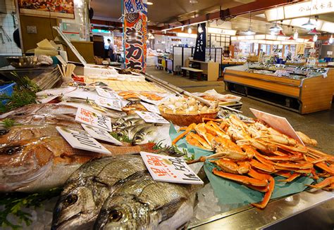 石川「道の駅」おすすめ9選！地元グルメに温泉も。ドライブ休憩に じゃらんレンタカードライブガイド