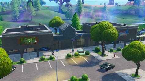 Fortnite Retail Row Where Did Mega Mall Go Gamerevolution