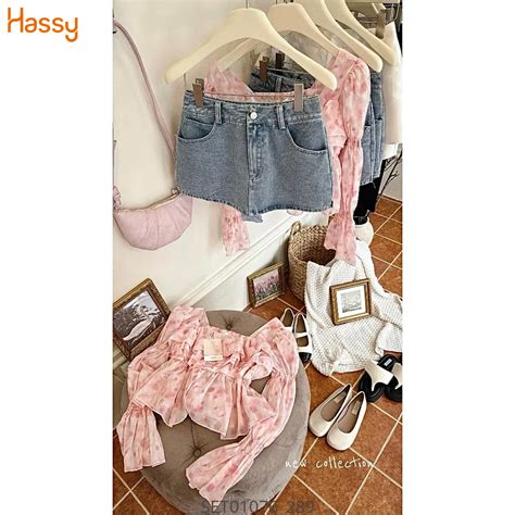 Hassy 7 Set crop hoa hong tay bo chan vay jean B Hassy vn Thời trang nữ hot trend