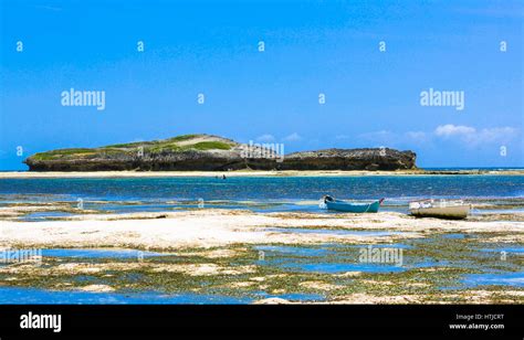 Beach view. Watamu, Kenya Stock Photo - Alamy