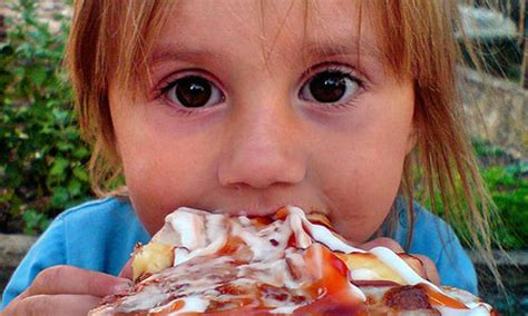 6 Ways To Keep Your Child Away From Junk Food