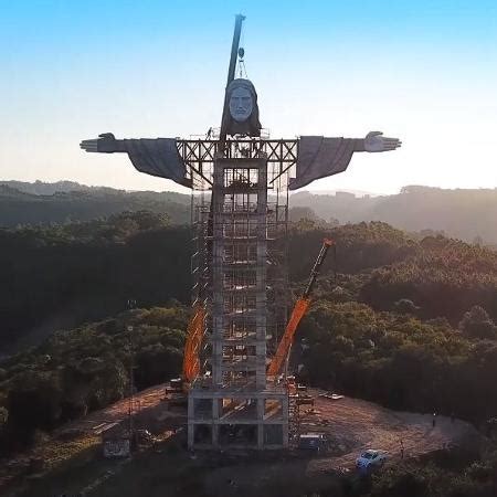 Est Tua De Cristo Em Encantado No Rs Ser Maior Que A Do Rio De