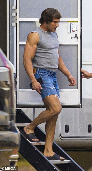 Zac Efron Showcases His Wrestler Transformation On The Iron Claw Set As