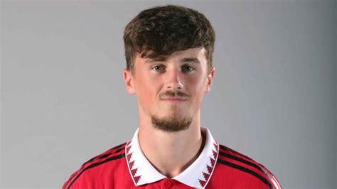 Charlie Wellens Returns To Manchester United From Oldham Athletic