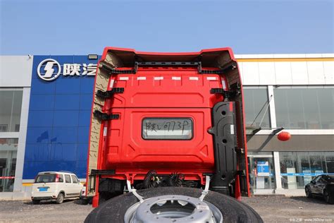 图陕汽重卡 德龙X5000 550马力 6X4 AMT自动挡牵引车 国六 SX4259XD4Q1 实拍图片 1598282 卡车之家