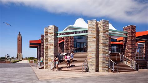 Jones Beach Boardwalk Café - Projects - Beyer Blinder Belle