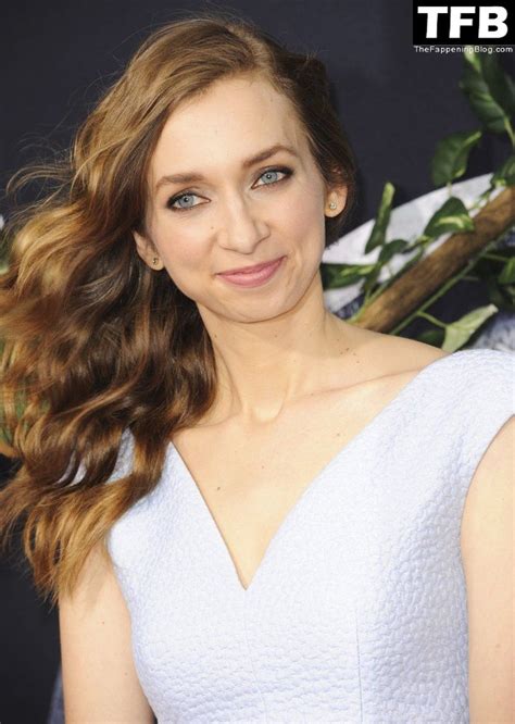 Lauren Lapkus Nude Sexy Collection Photos OnlyFans Leaked Nudes